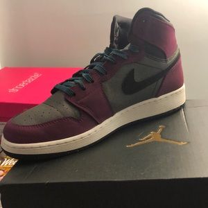 Air Jordan Retro High Tops